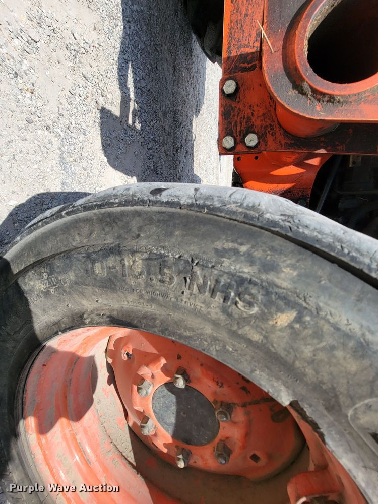 image for item KD9477 Kubota L3830D  tractor