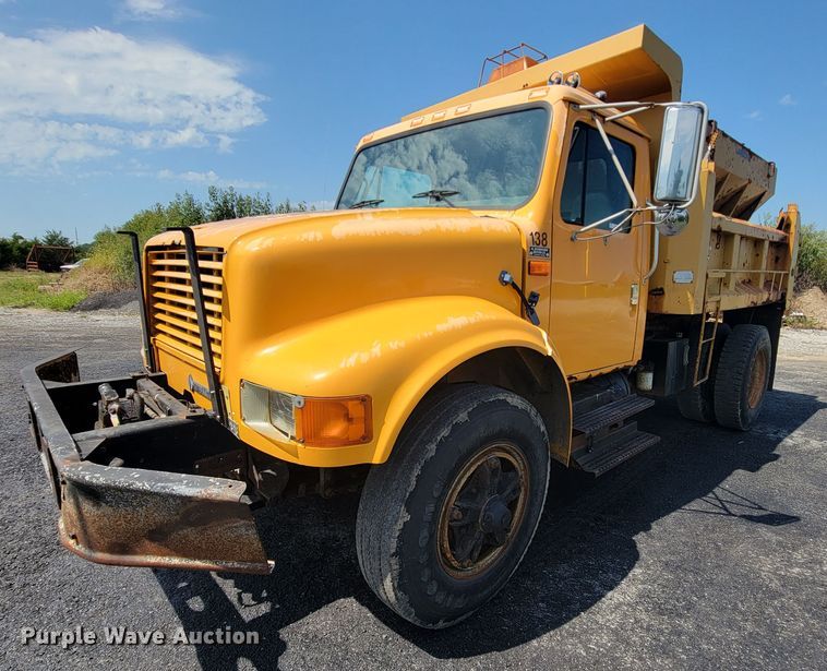 image for item KD9489 1995 International 4700  dump truck