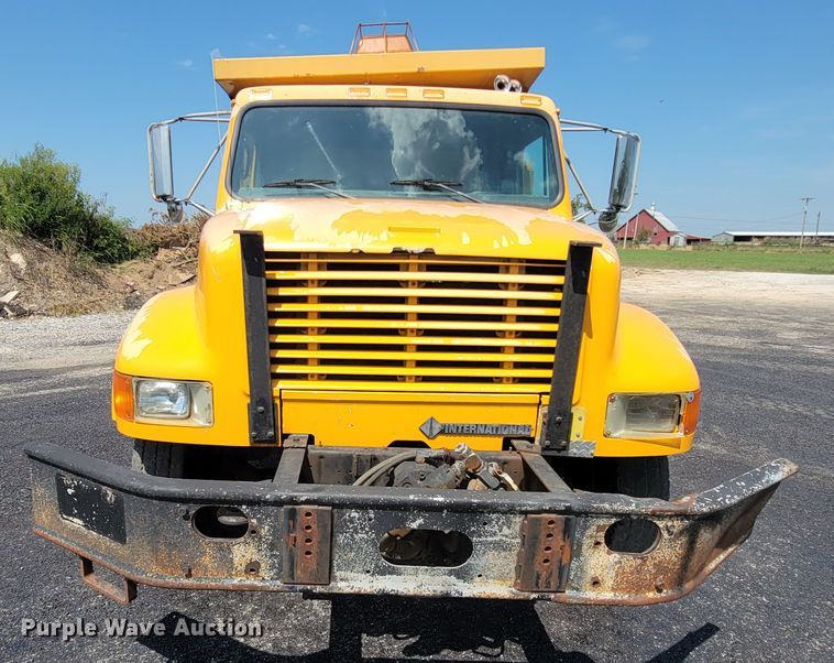 image for item KD9489 1995 International 4700  dump truck