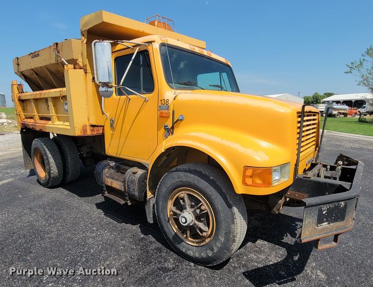 image for item KD9489 1995 International 4700  dump truck