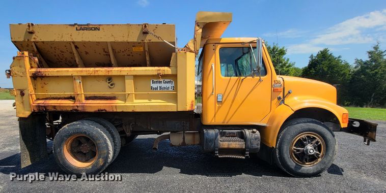 image for item KD9489 1995 International 4700  dump truck