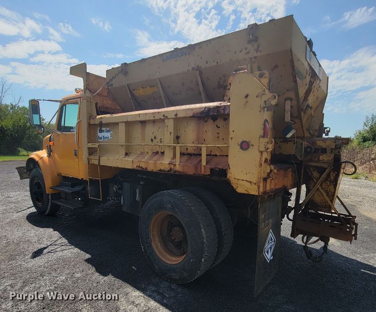 image for item KD9489 1995 International 4700  dump truck