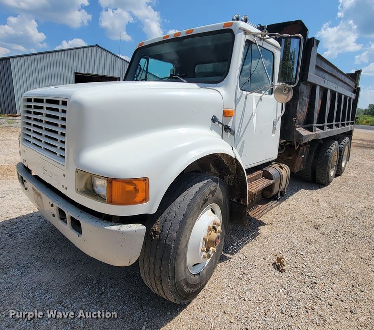 image for item KD9490 1996 International 4900  dump truck