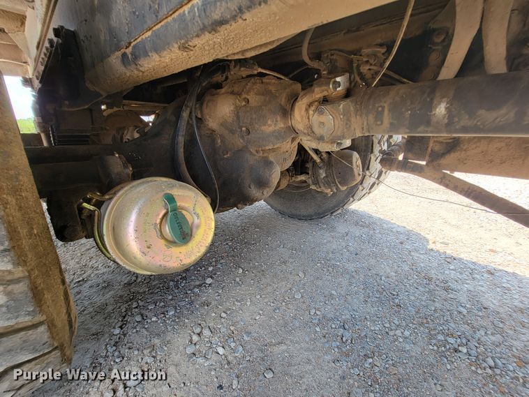 image for item KD9490 1996 International 4900  dump truck