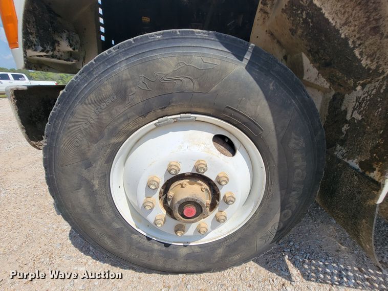 image for item KD9490 1996 International 4900  dump truck