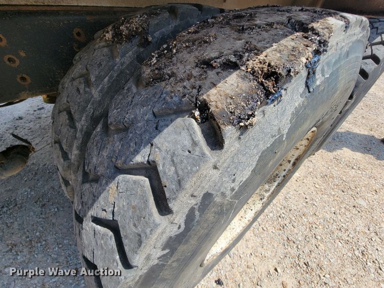 image for item KD9490 1996 International 4900  dump truck