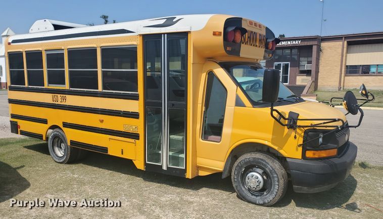 image for item KK9328 2009 Chevrolet Blue Bird  school bus