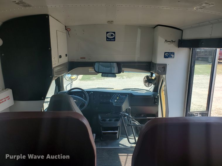 image for item KK9328 2009 Chevrolet Blue Bird  school bus