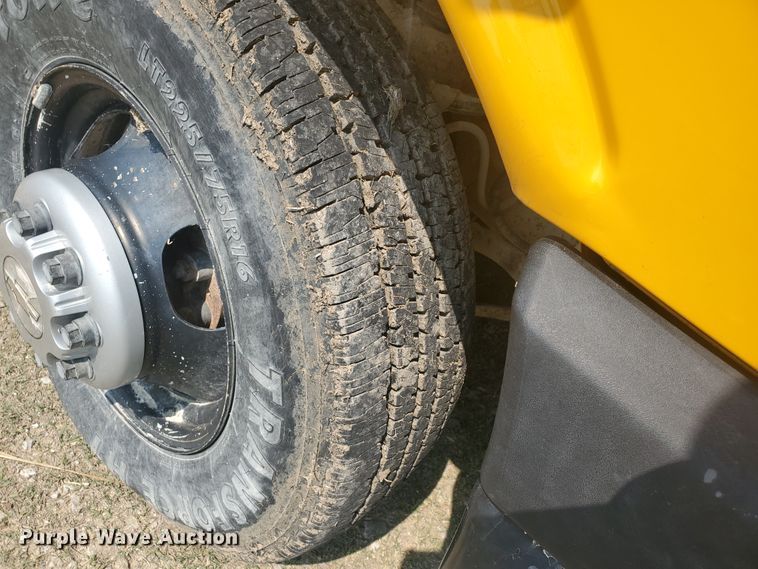 image for item KK9328 2009 Chevrolet Blue Bird  school bus