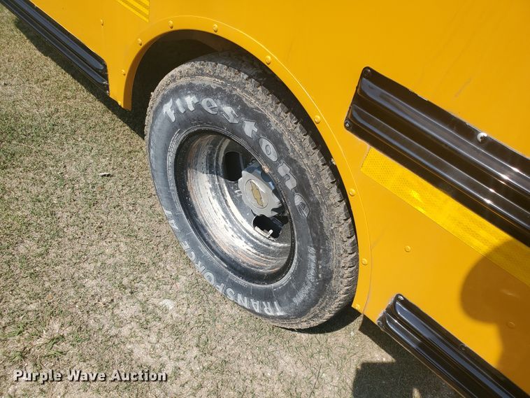 image for item KK9328 2009 Chevrolet Blue Bird  school bus