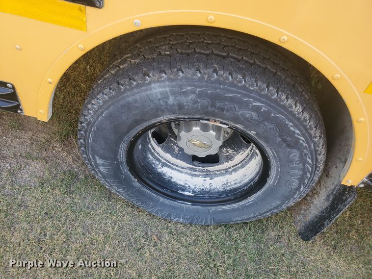 image for item KK9328 2009 Chevrolet Blue Bird  school bus