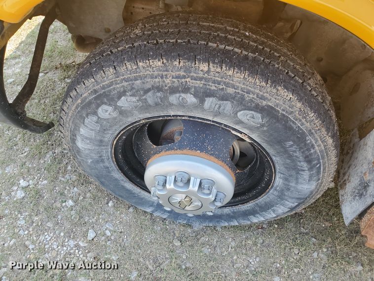 image for item KK9328 2009 Chevrolet Blue Bird  school bus