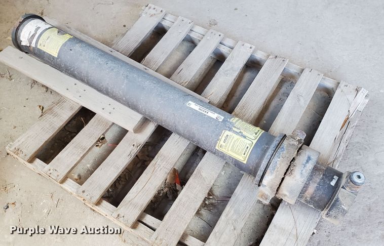 image for item KK9356 Mailhot  dump truck hoist cylinder