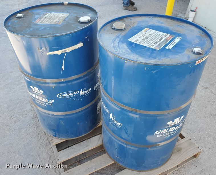 image for item KK9362 (2) 55 gallon oil drums