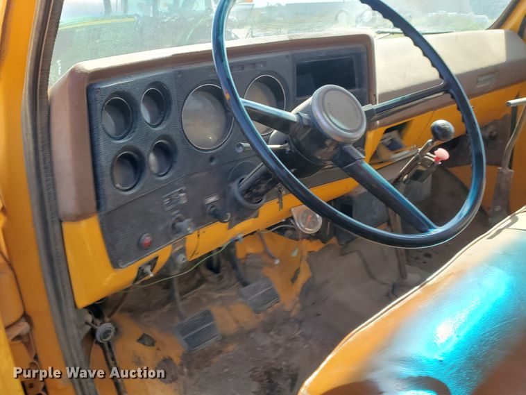 image for item KK9374 1976 Chevrolet C50  winch truck