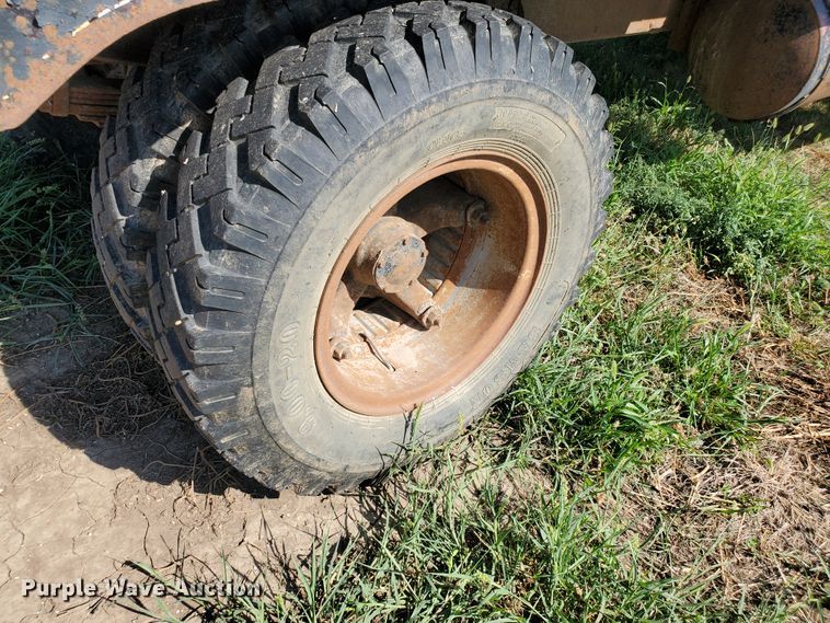 image for item KK9374 1976 Chevrolet C50  winch truck