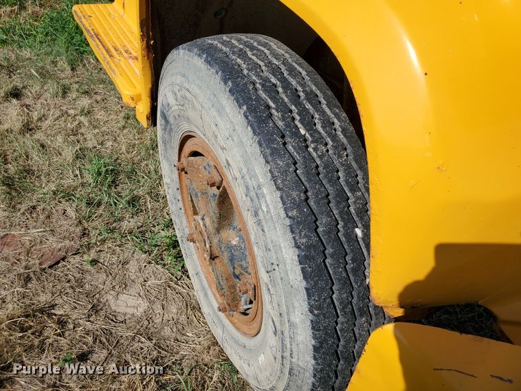 image for item KK9374 1976 Chevrolet C50  winch truck