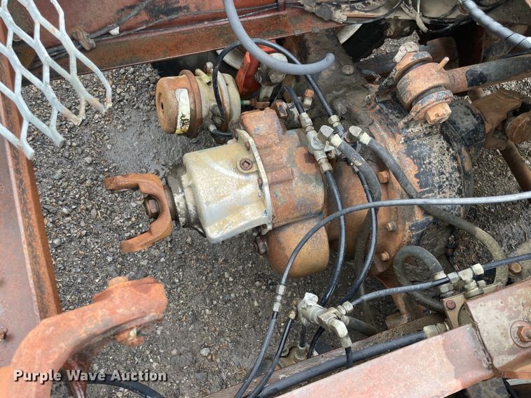 image for item KK9439 1979 International F2275  semi truck