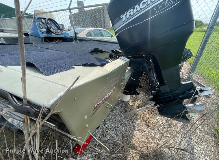 image for item KK9646 2002 Tracker Tournament  boat