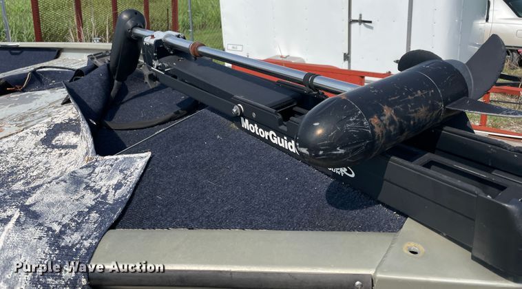 image for item KK9646 2002 Tracker Tournament  boat