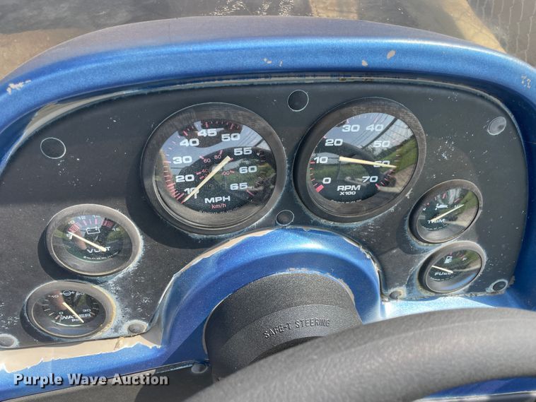 image for item KK9646 2002 Tracker Tournament  boat