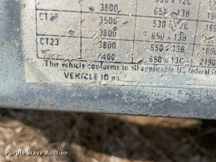 image for item KK9646 2002 Tracker Tournament  boat