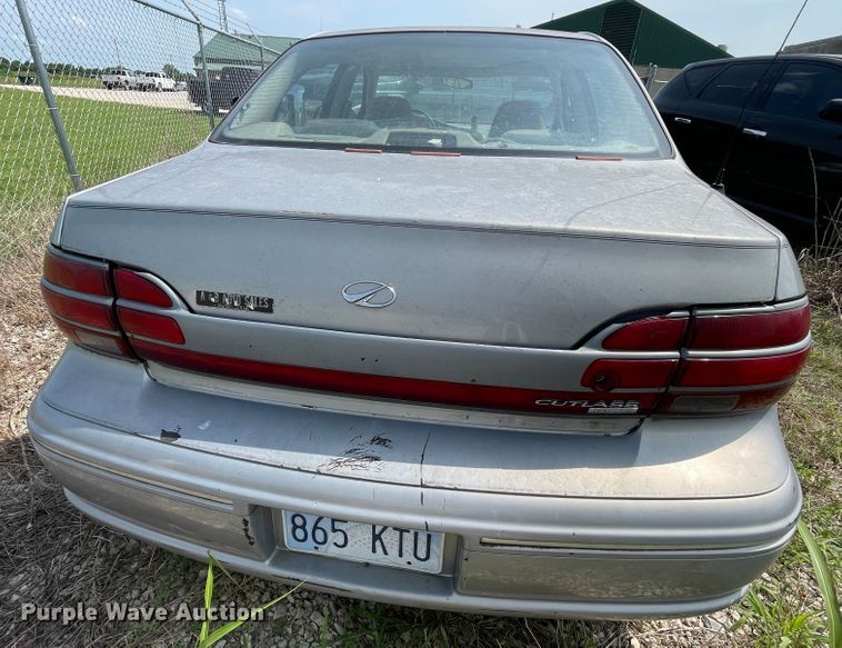 image for item KK9648 1999 Oldsmobile Cutlass