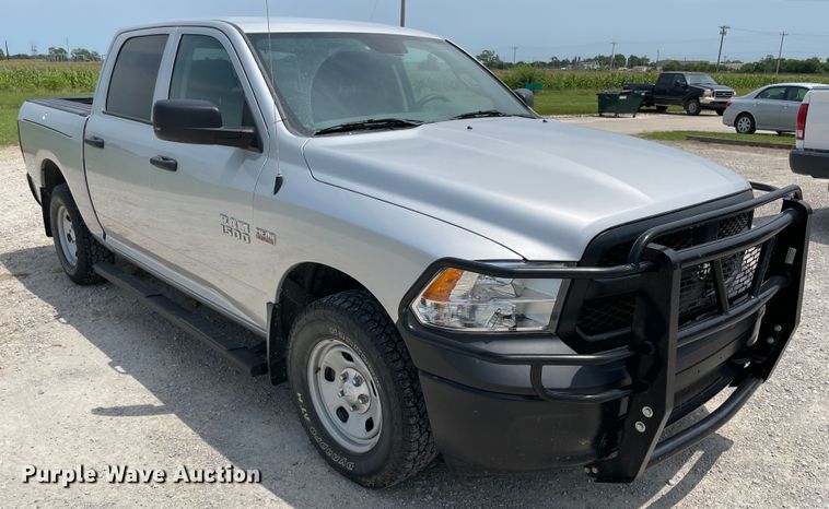 image for item KK9653 2016 Dodge Ram 1500  Crew Cab pickup truck