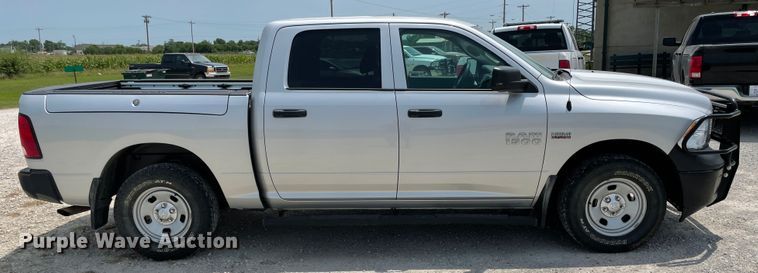 image for item KK9653 2016 Dodge Ram 1500  Crew Cab pickup truck