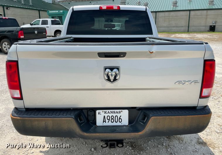 image for item KK9653 2016 Dodge Ram 1500  Crew Cab pickup truck