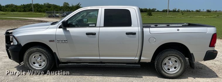 image for item KK9653 2016 Dodge Ram 1500  Crew Cab pickup truck