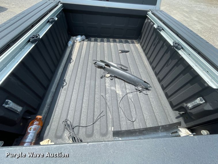 image for item KK9653 2016 Dodge Ram 1500  Crew Cab pickup truck