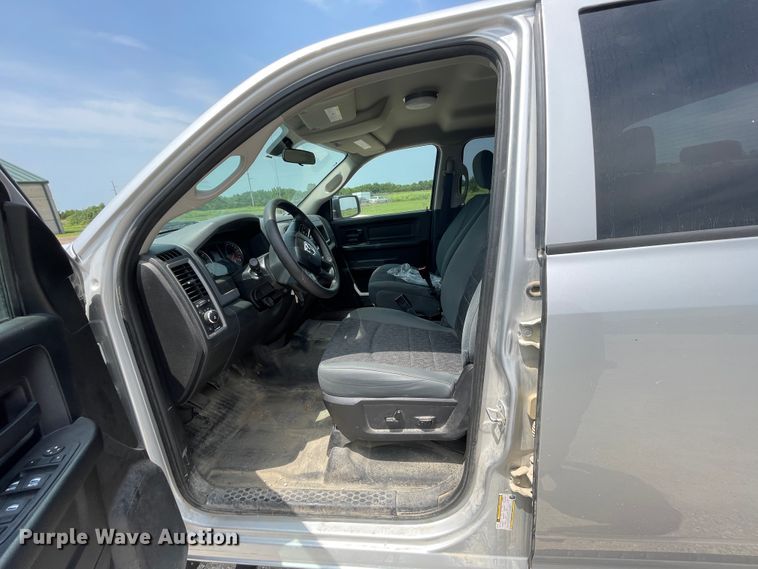 image for item KK9653 2016 Dodge Ram 1500  Crew Cab pickup truck