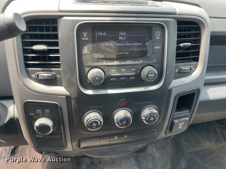 image for item KK9653 2016 Dodge Ram 1500  Crew Cab pickup truck