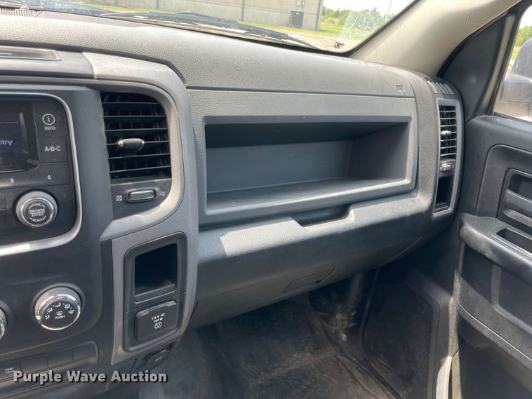 image for item KK9653 2016 Dodge Ram 1500  Crew Cab pickup truck