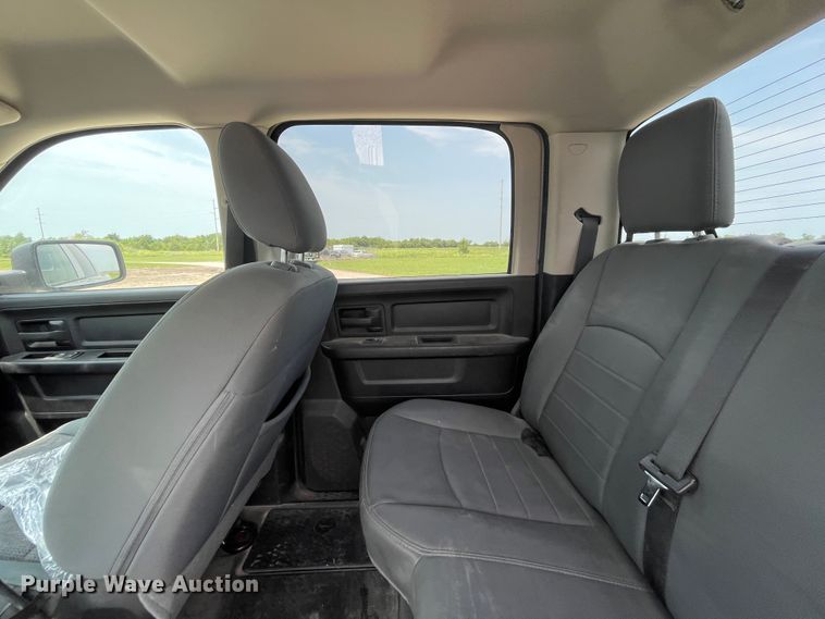 image for item KK9653 2016 Dodge Ram 1500  Crew Cab pickup truck