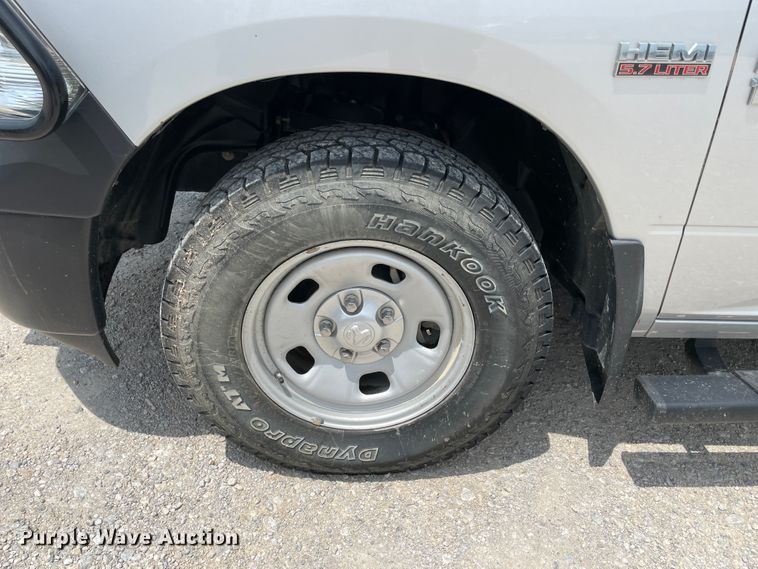 image for item KK9653 2016 Dodge Ram 1500  Crew Cab pickup truck