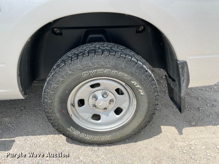 image for item KK9653 2016 Dodge Ram 1500  Crew Cab pickup truck