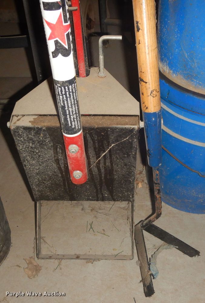 image for item KU9348 Crafco EZ Pour  melter / applicator