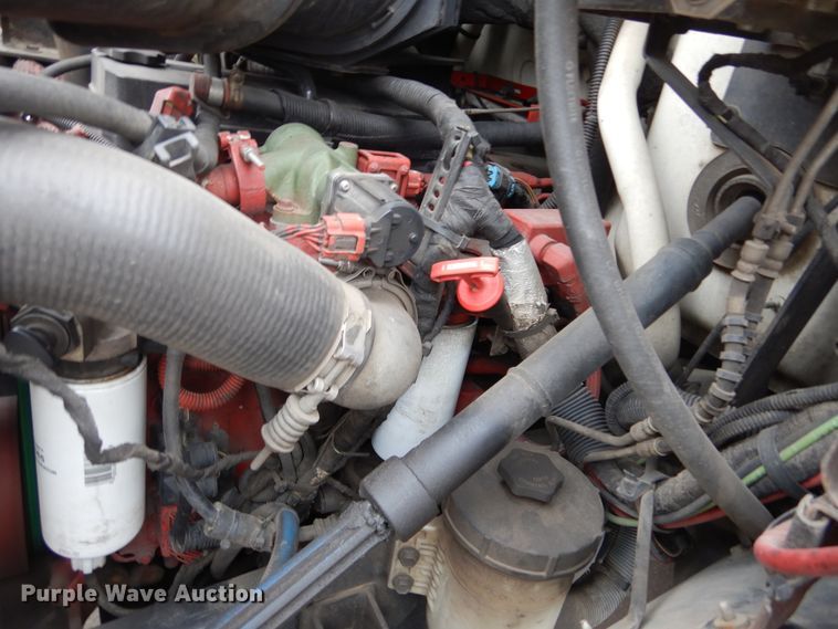 image for item KV9129 2010 Ford F650  shuttle bus