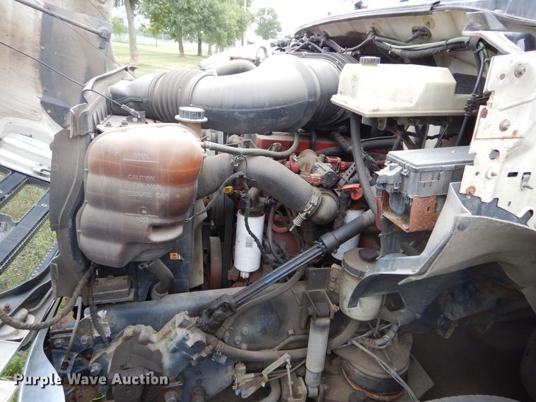 image for item KV9131 2010 Ford F650  shuttle bus