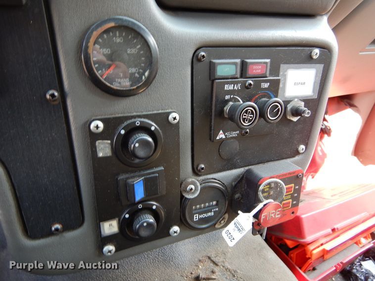 image for item KV9132 2010 Ford F650  shuttle bus