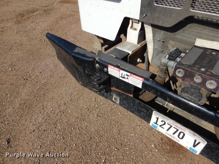 image for item KV9219 2014 Peterbilt 320  refuse truck