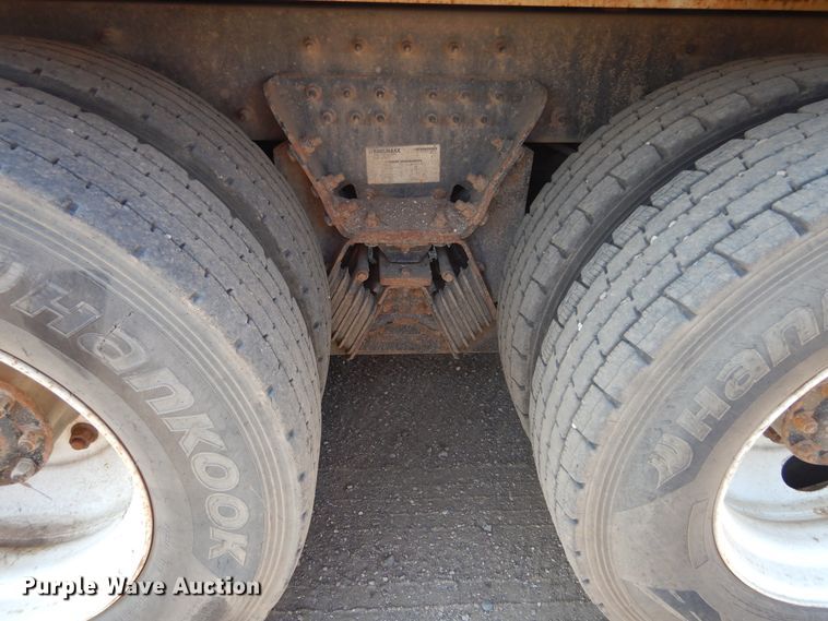 image for item KV9219 2014 Peterbilt 320  refuse truck