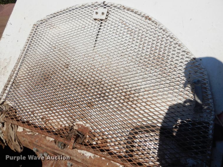 image for item KV9219 2014 Peterbilt 320  refuse truck