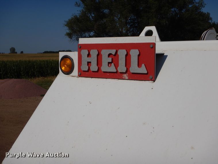 image for item KV9219 2014 Peterbilt 320  refuse truck