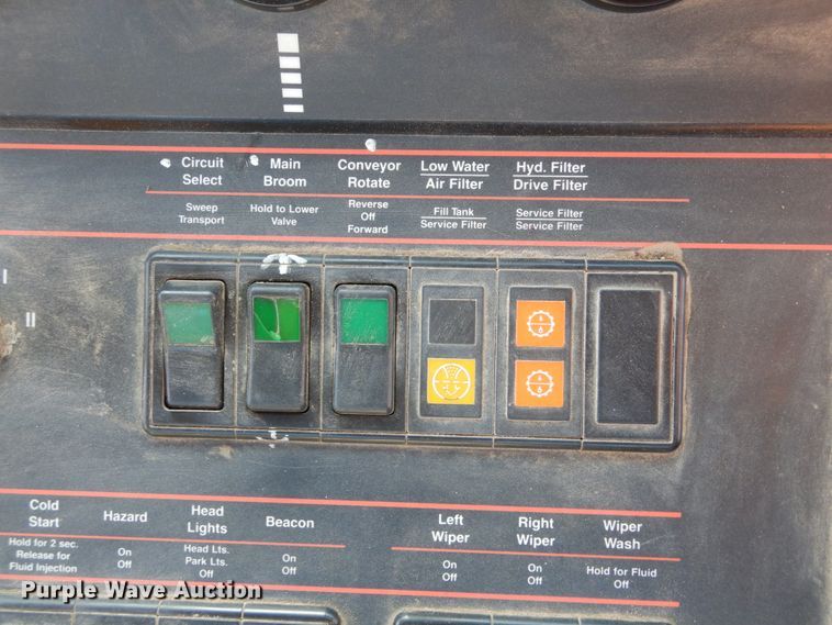 image for item KV9220 1992 Elgin Pelican Series P  sweeper