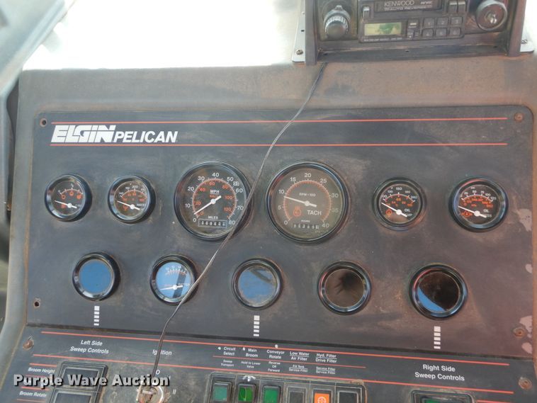 image for item KV9220 1992 Elgin Pelican Series P  sweeper