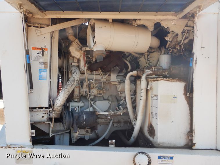 image for item KV9220 1992 Elgin Pelican Series P  sweeper