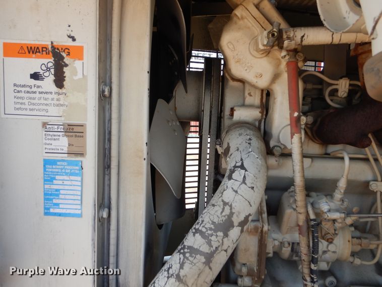 image for item KV9220 1992 Elgin Pelican Series P  sweeper